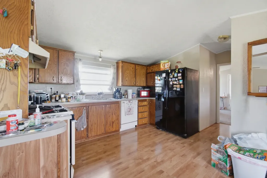 2047 Private Road 379 Hawley TX 79525