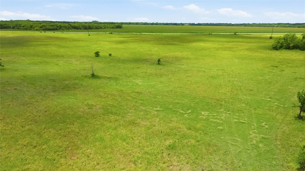 Lot 5 Highway 69 Whitewright TX 75491