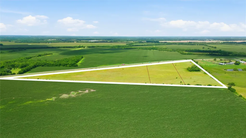 Lot 5 Highway 69 Whitewright TX 75491