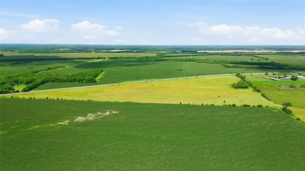 Lot 5 Highway 69 Whitewright TX 75491