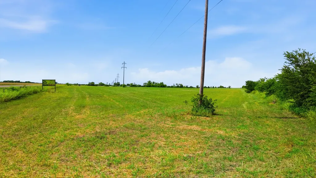 Lot 5 Highway 69 Whitewright TX 75491