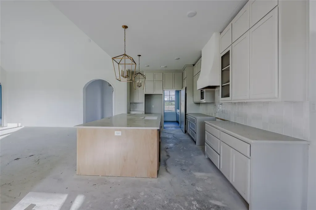 5028 Frost Creek Aledo TX 76008