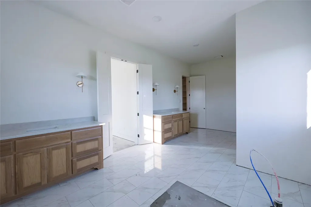 5028 Frost Creek Aledo TX 76008