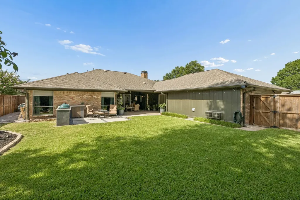 8839 Kingsley Road Dallas TX 75231