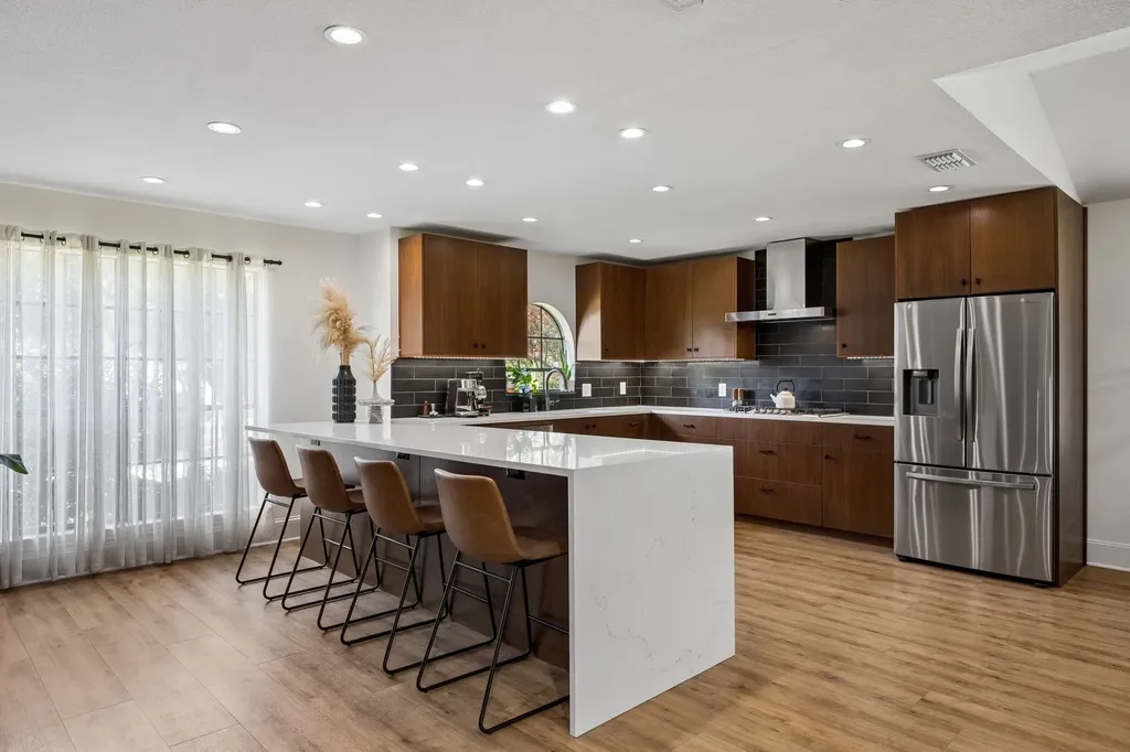 8839 Kingsley Road Dallas TX 75231