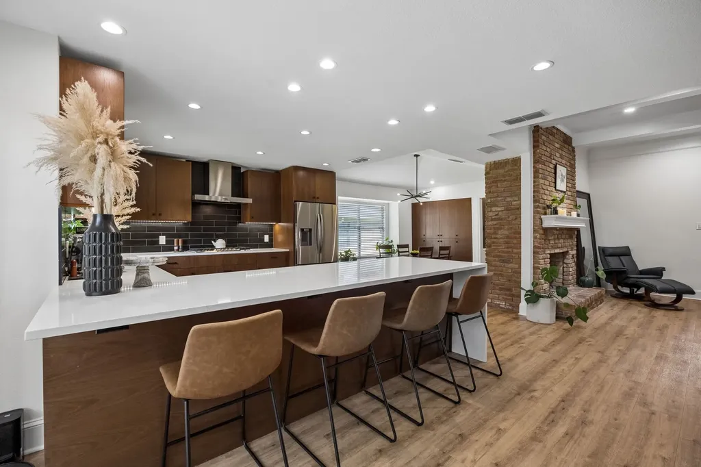 8839 Kingsley Road Dallas TX 75231