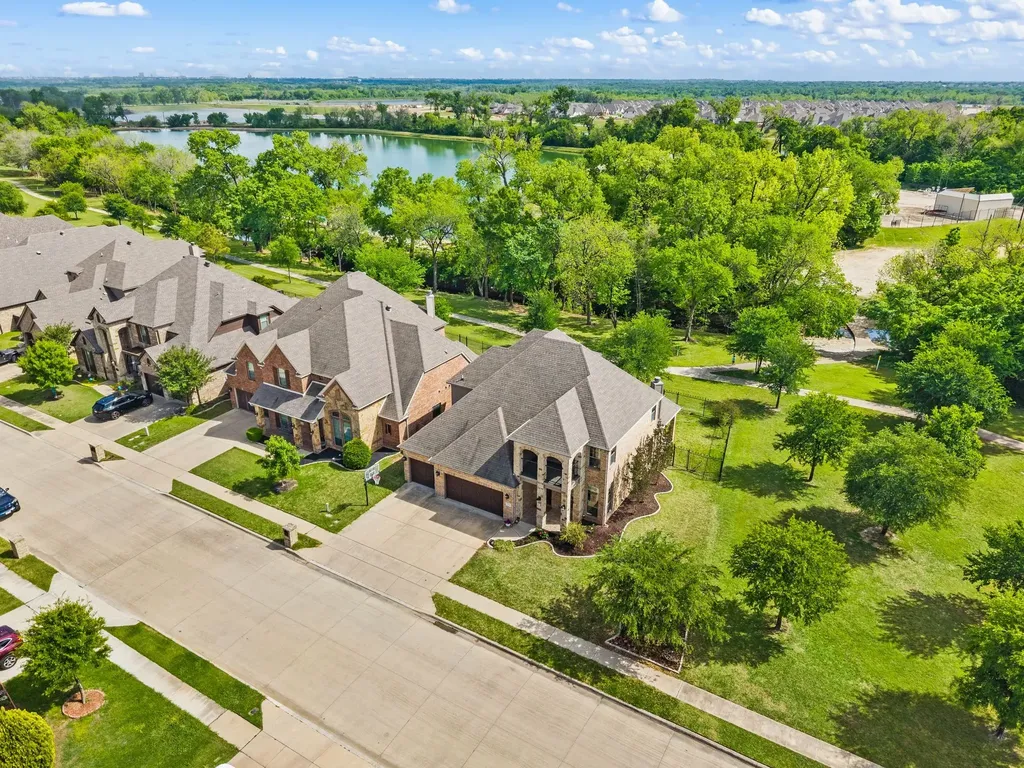 9300 Wood Duck Drive Fort Worth TX 76118