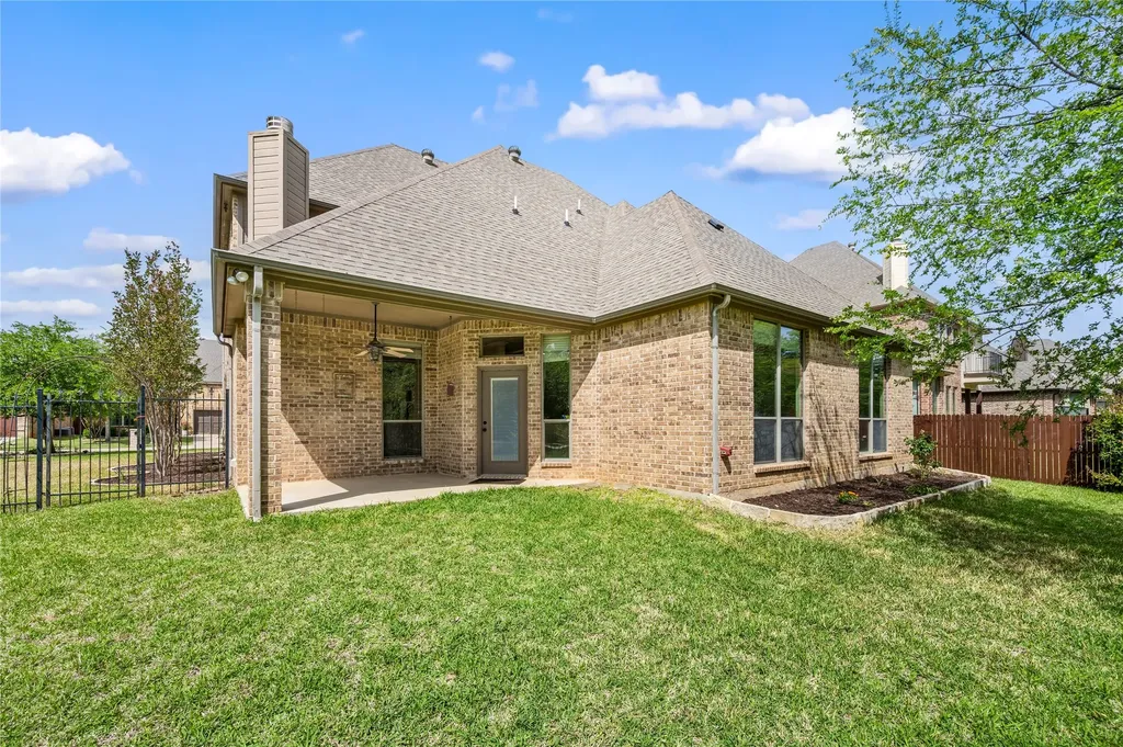 9300 Wood Duck Drive Fort Worth TX 76118