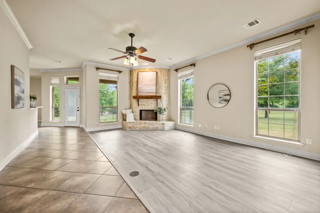 9300 Wood Duck Drive Fort Worth TX 76118