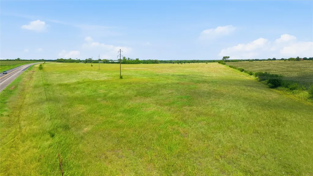 Lot 3 Highway 69 Whitewright TX 75491