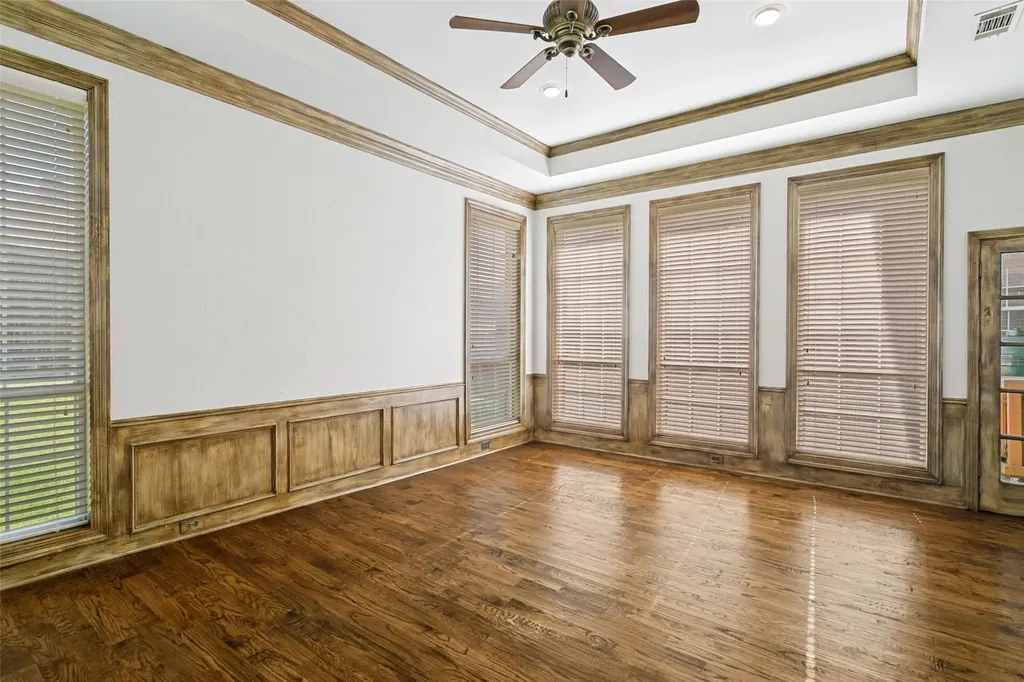 1000 Wiltshire Drive Carrollton TX 75007