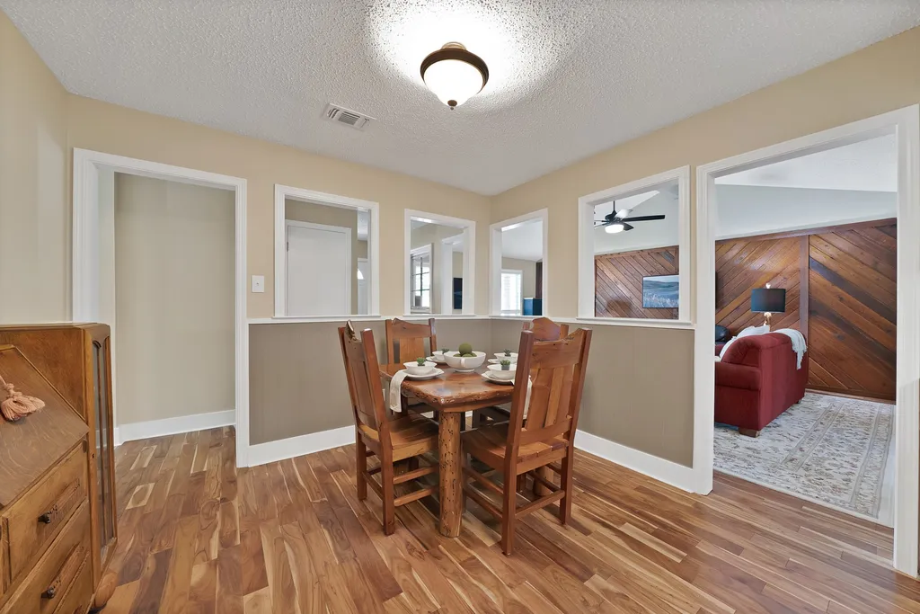 600 Mountain Laurel Lane Bedford TX 76021
