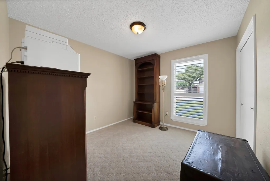 600 Mountain Laurel Lane Bedford TX 76021