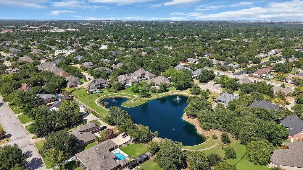 600 Mountain Laurel Lane Bedford TX 76021