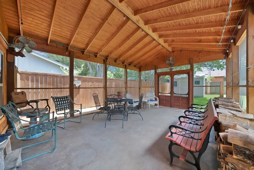 600 Mountain Laurel Lane Bedford TX 76021