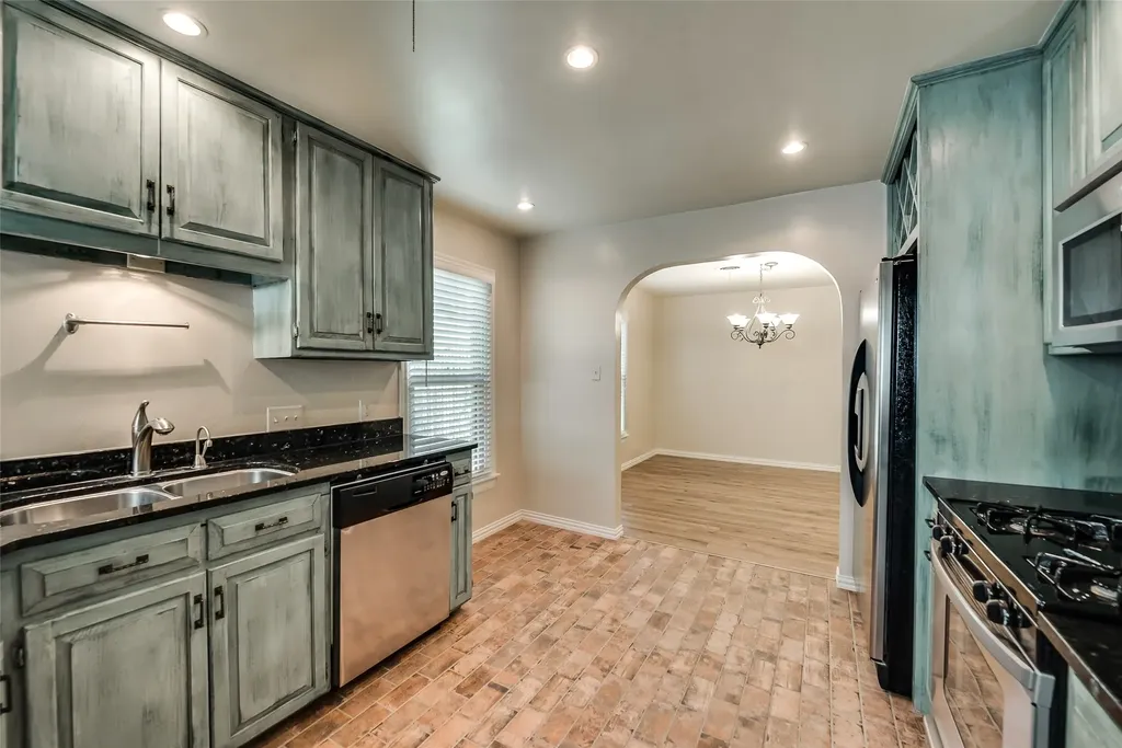 2536 Walsh Court Fort Worth TX 76109