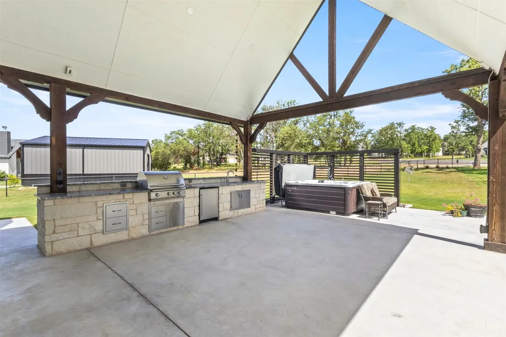 628 Winkler Way Springtown TX 76082