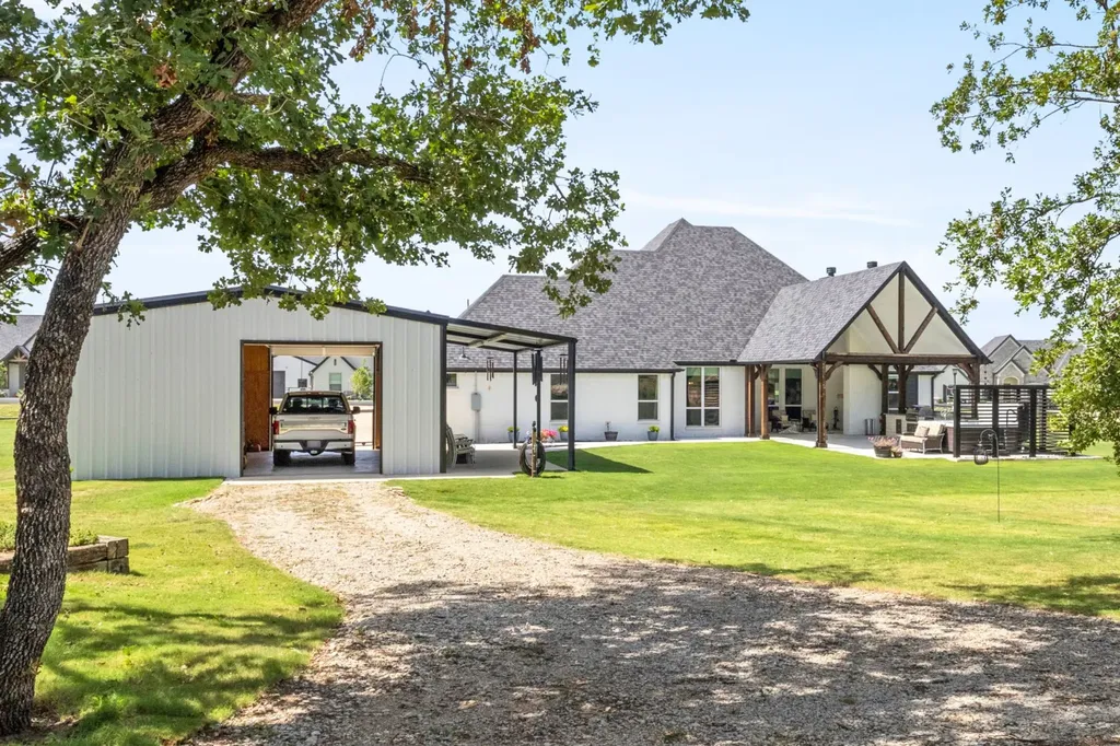 628 Winkler Way Springtown TX 76082