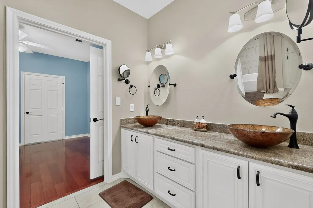 108 Cape Shore Drive Mabank TX 75143