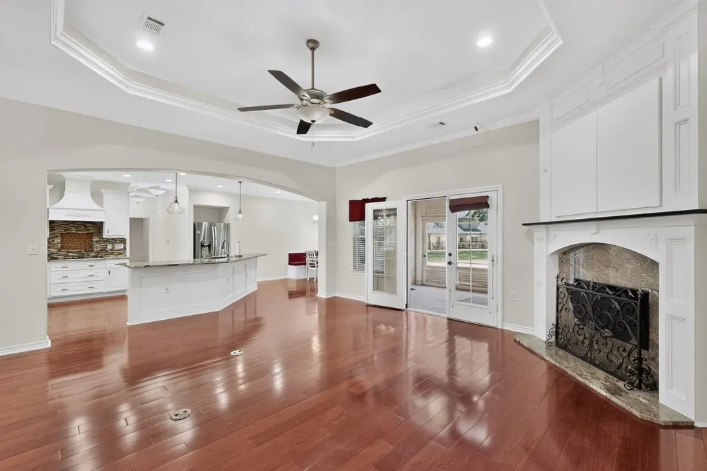 108 Cape Shore Drive Mabank TX 75143