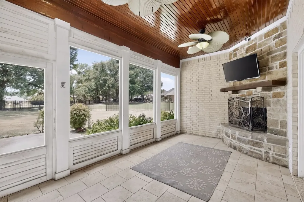 108 Cape Shore Drive Mabank TX 75143