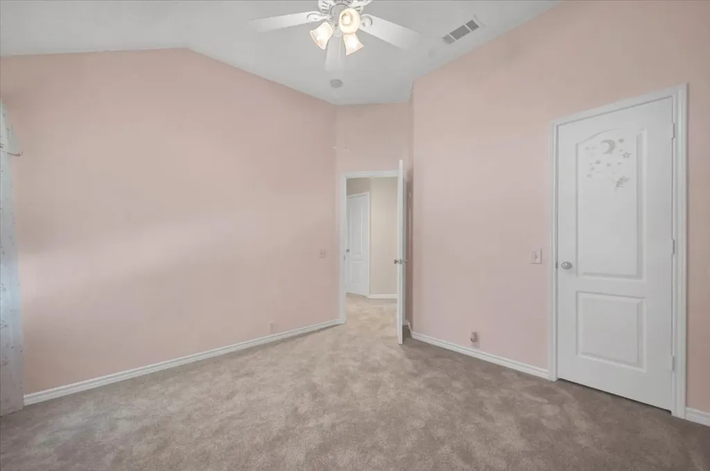 1300 Yellowstone Lane Carrollton TX 75006
