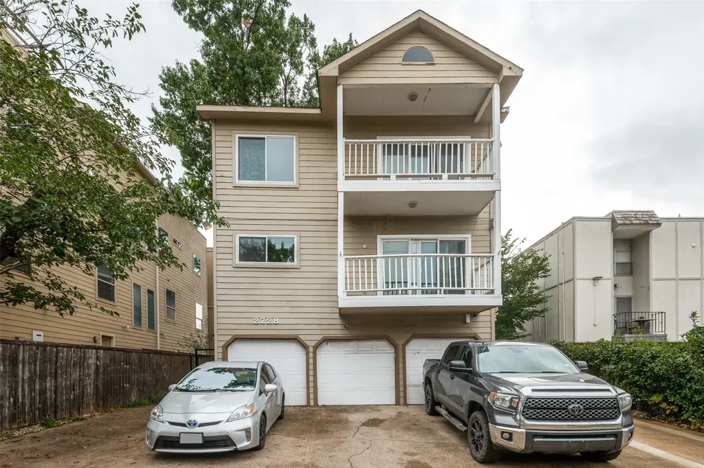 2728 Reagan Street Dallas TX 75219