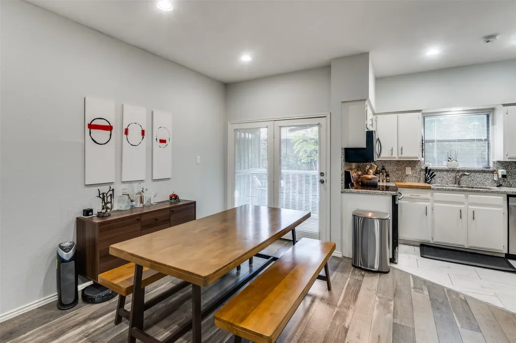 2728 Reagan Street Dallas TX 75219