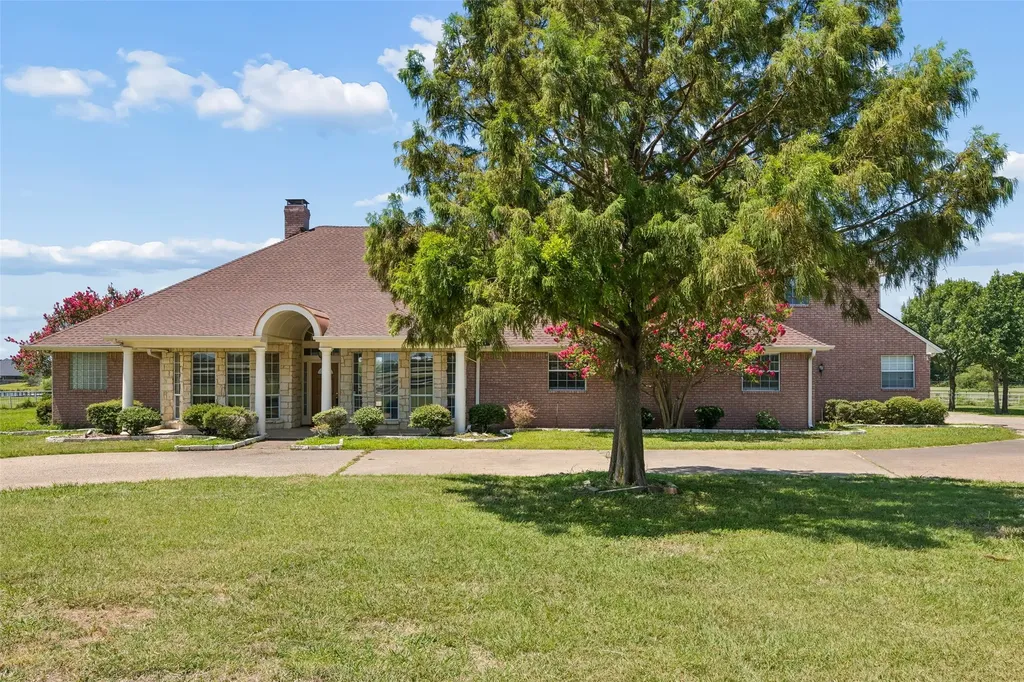 2176 English Road Rockwall TX 75032