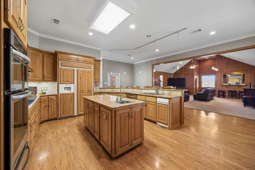 2176 English Road Rockwall TX 75032