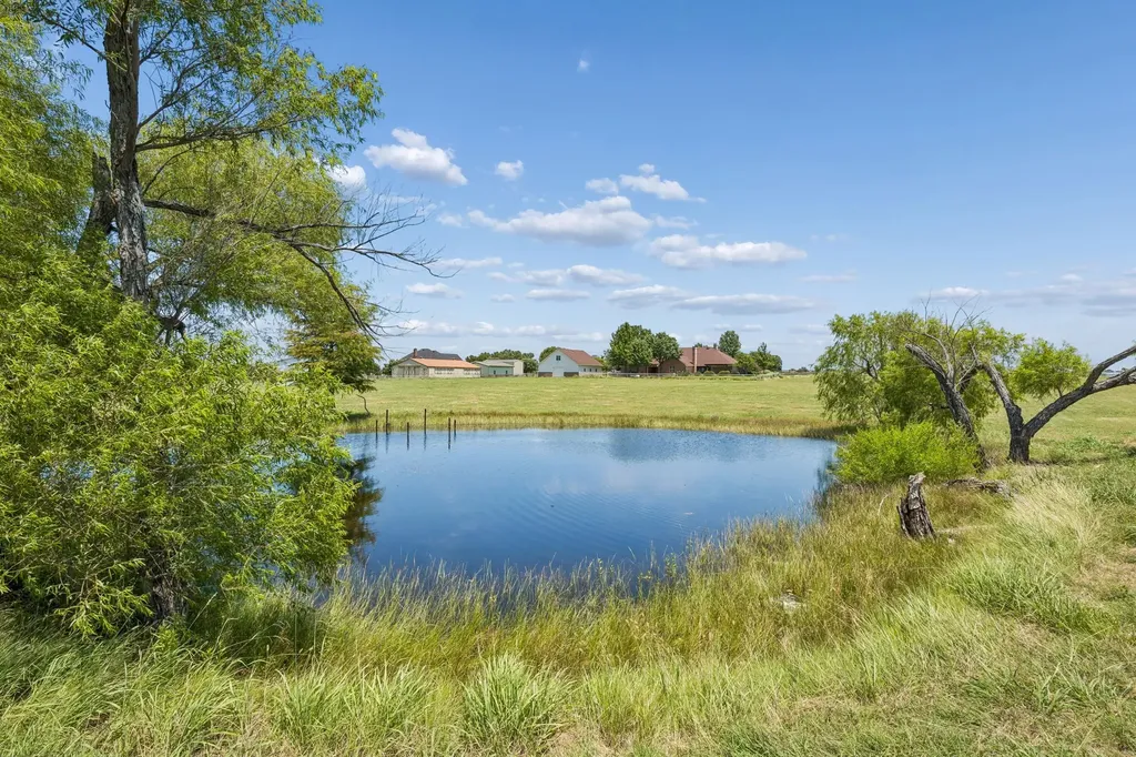 2176 English Road Rockwall TX 75032
