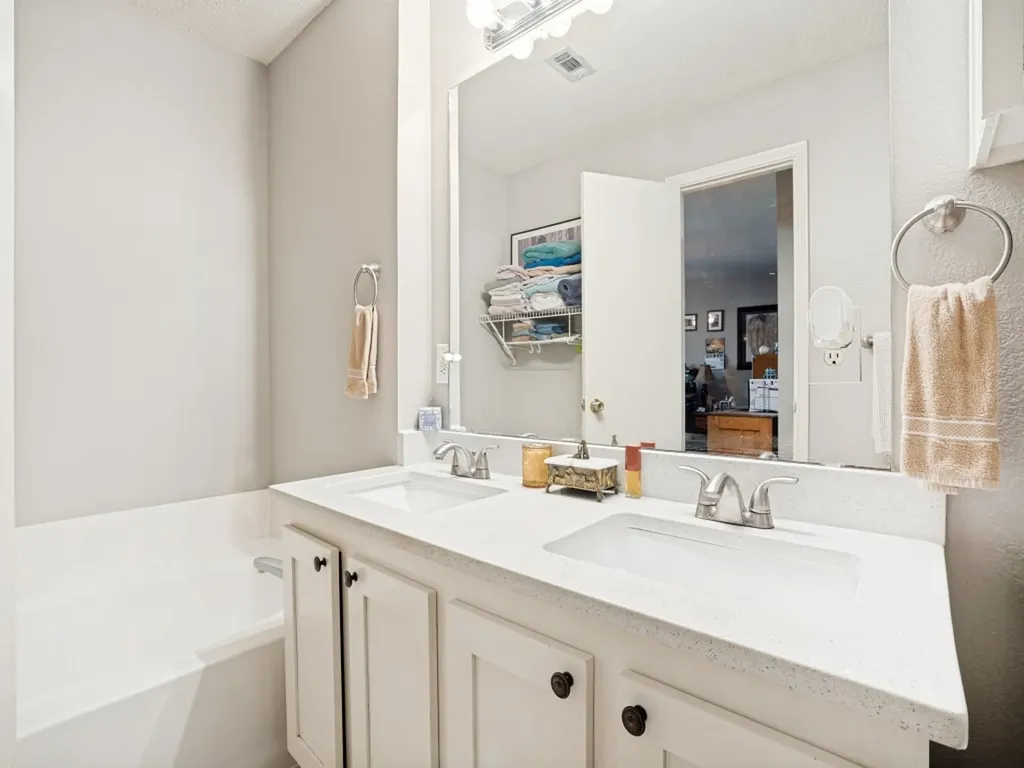 1036 Summit Drive Justin TX 76247