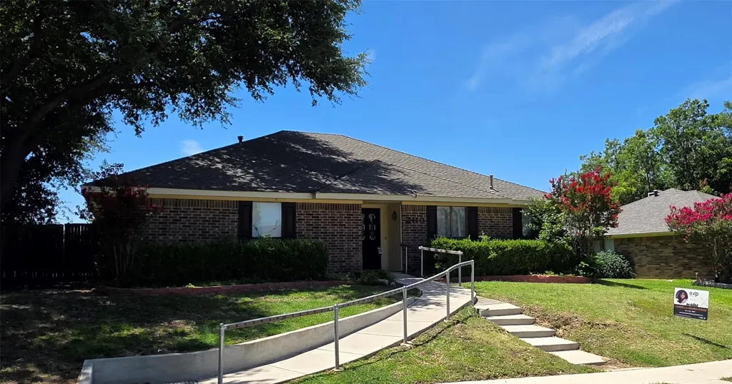 2110 Teton Carrollton TX 75006