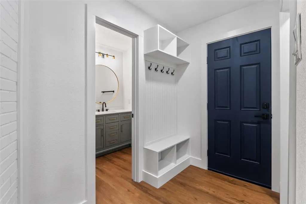 1708 High Point Circle Garland TX 75041