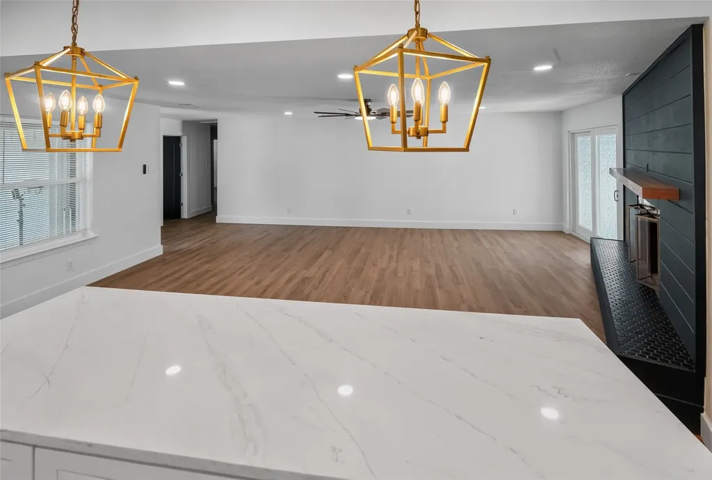 1708 High Point Circle Garland TX 75041