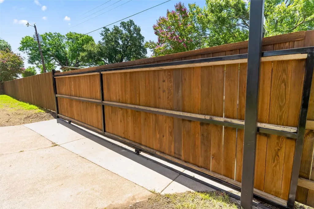 1708 High Point Circle Garland TX 75041