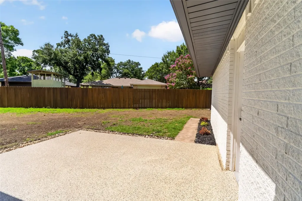 1708 High Point Circle Garland TX 75041
