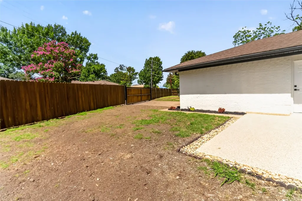 1708 High Point Circle Garland TX 75041