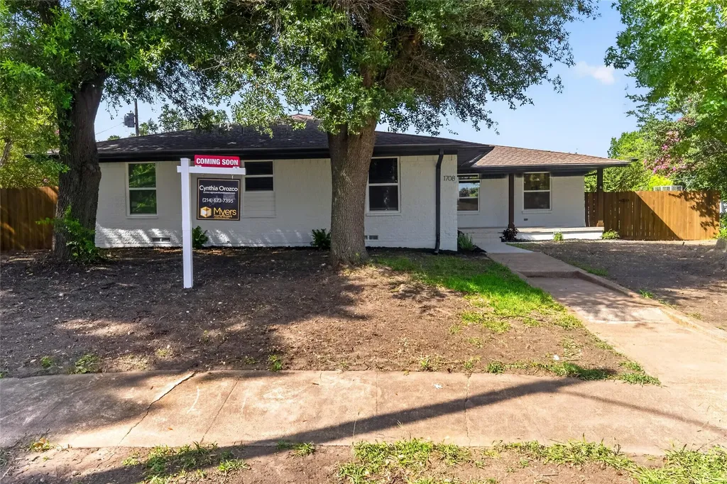 1708 High Point Circle Garland TX 75041