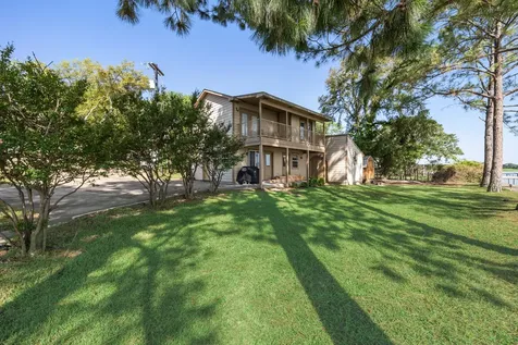521 Nob Hill Lane Seven Points TX 75143