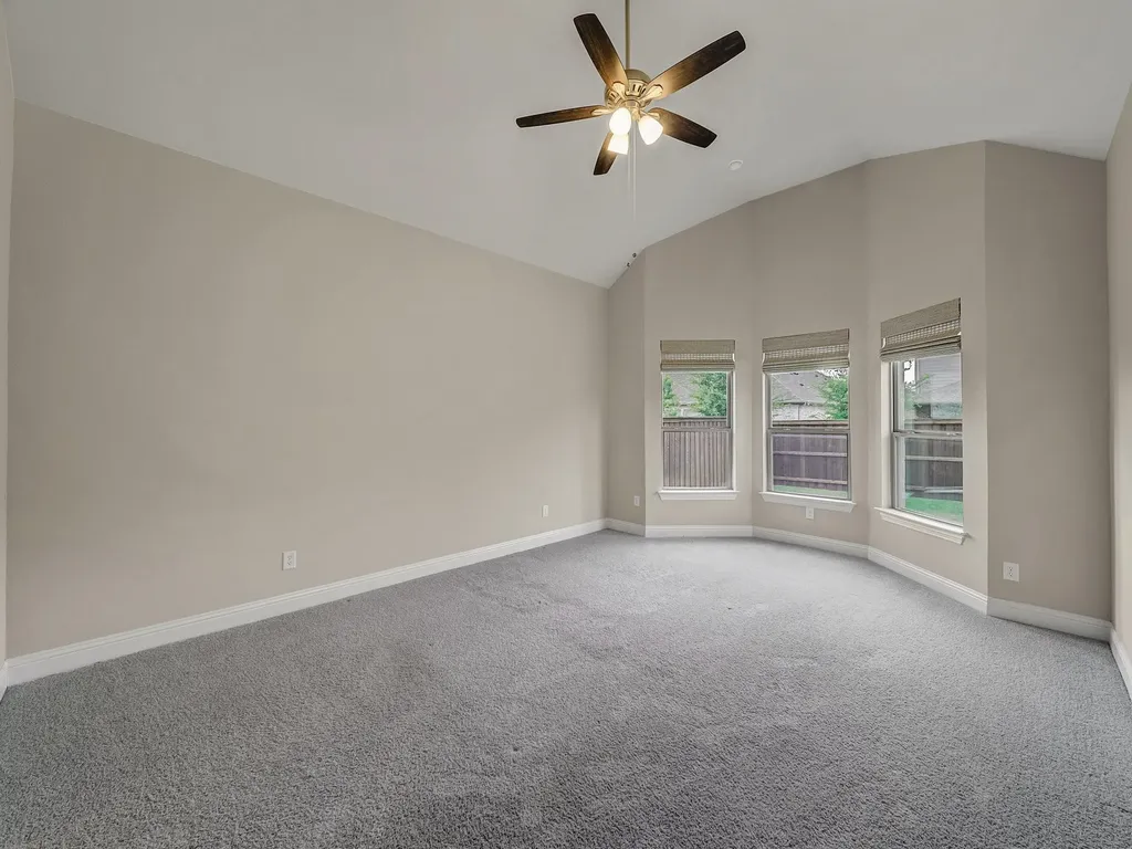 1021 Warner Ridge Northlake TX 76226