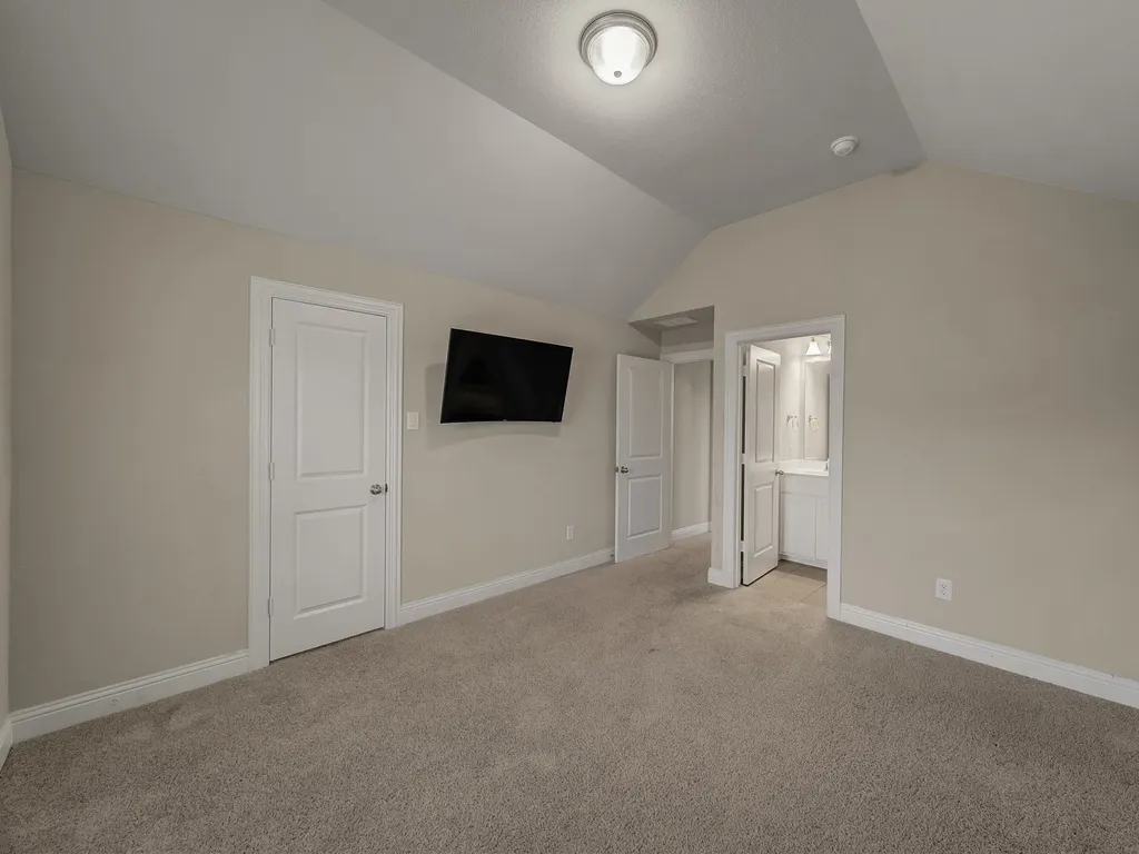 1021 Warner Ridge Northlake TX 76226