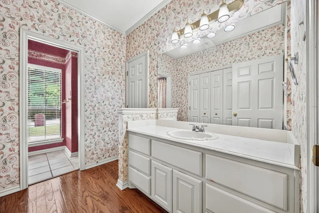 1207 Valley Trail Heath TX 75032