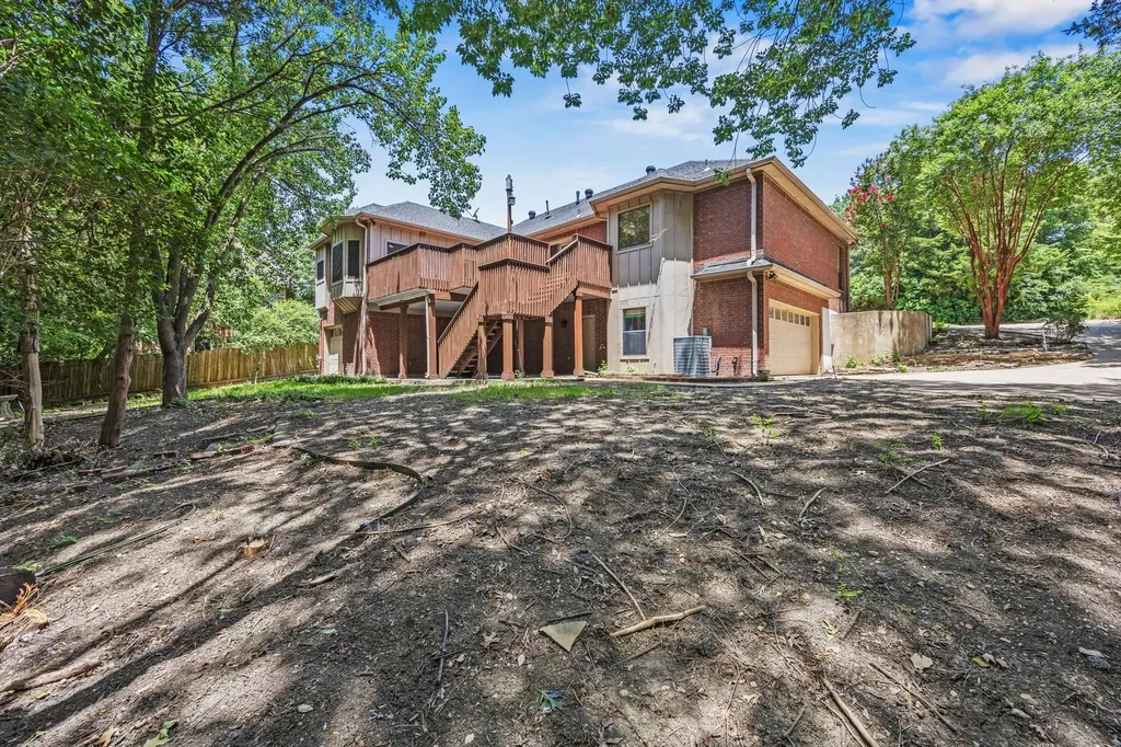 1207 Valley Trail Heath TX 75032