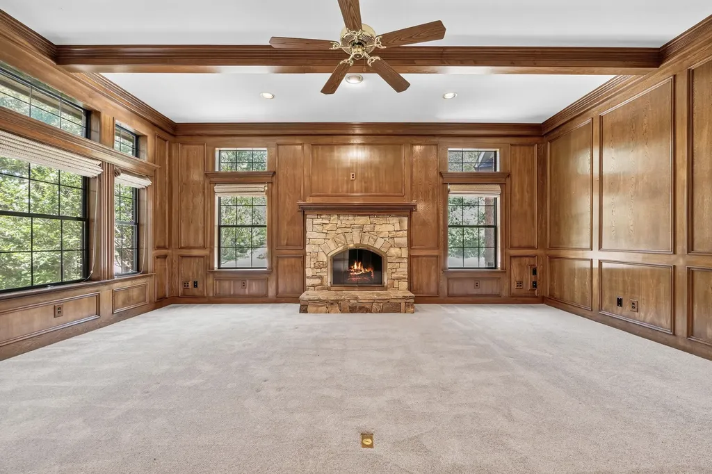 1207 Valley Trail Heath TX 75032