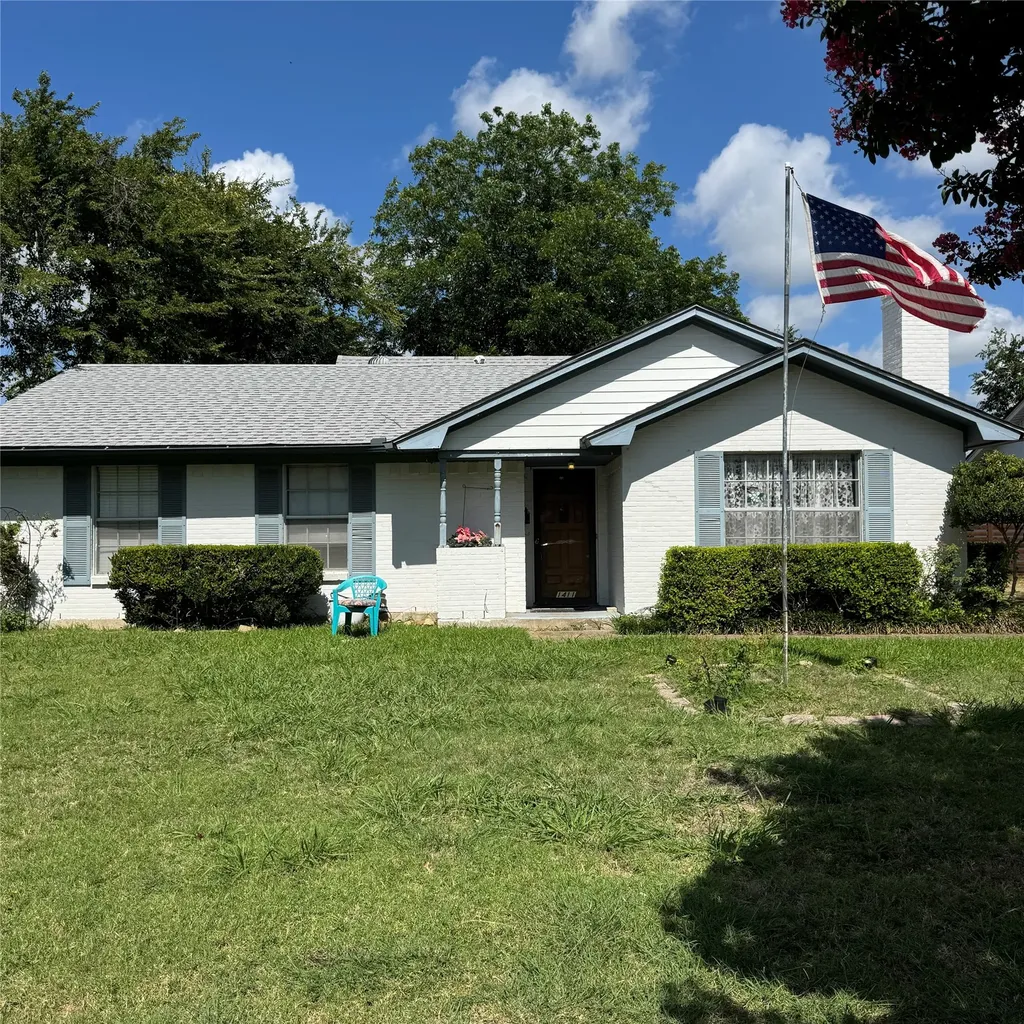 1411 Timberlake Circle Richardson TX 75080