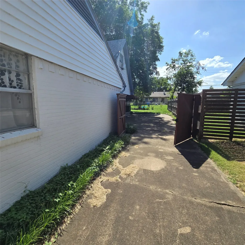 1411 Timberlake Circle Richardson TX 75080