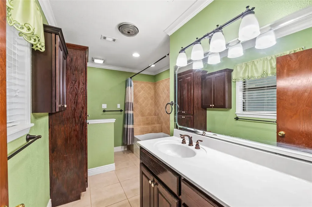 1104 W State Highway 154 Quitman TX 75783