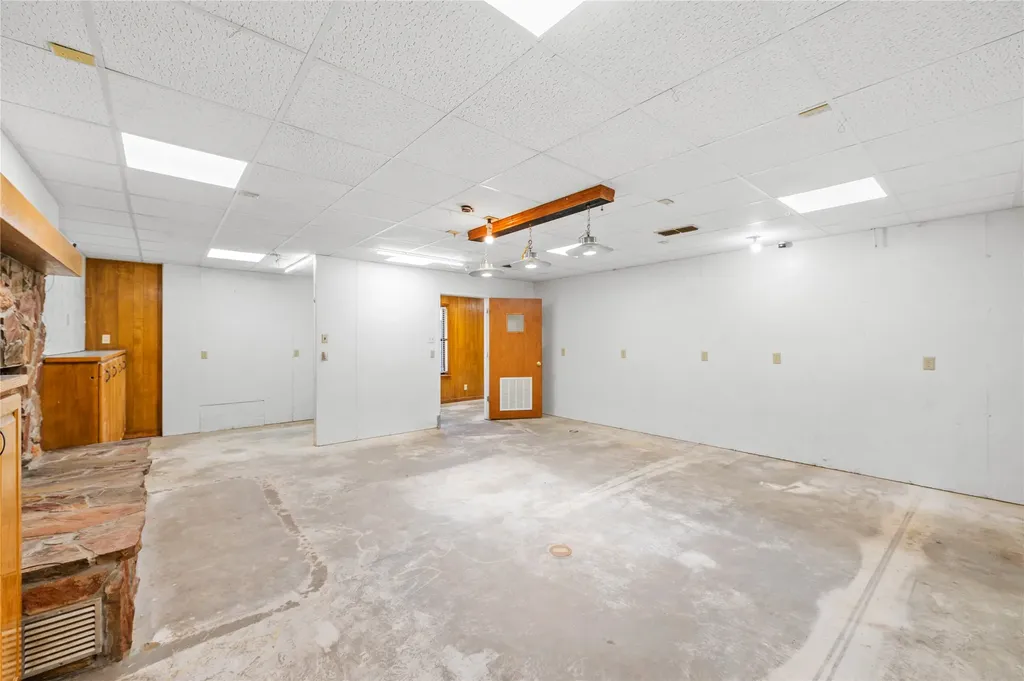 1104 W State Highway 154 Quitman TX 75783