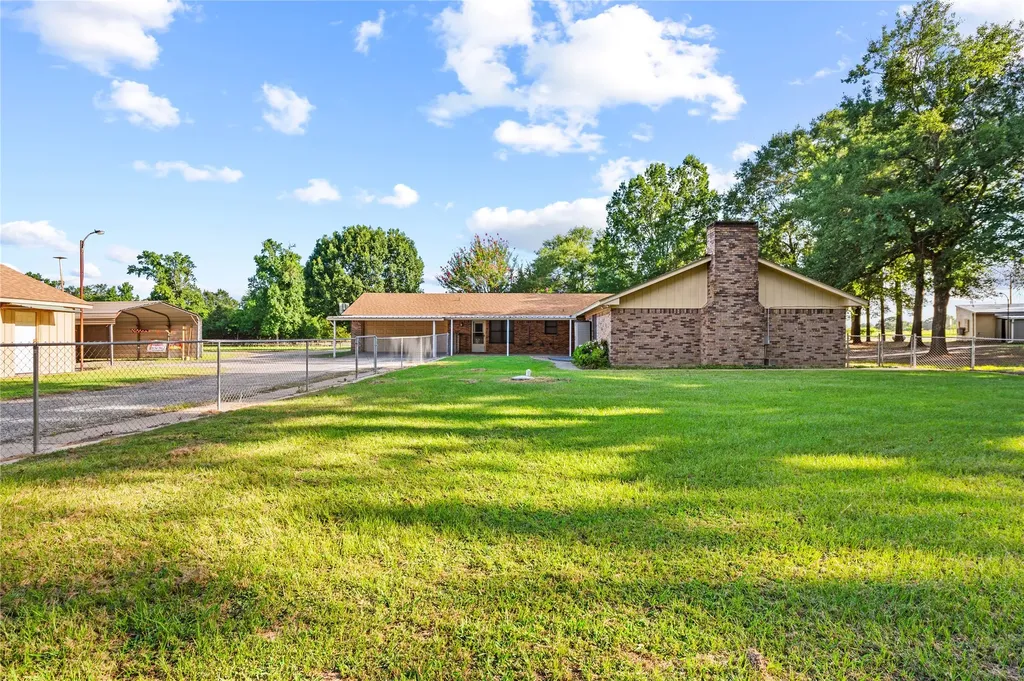 1104 W State Highway 154 Quitman TX 75783
